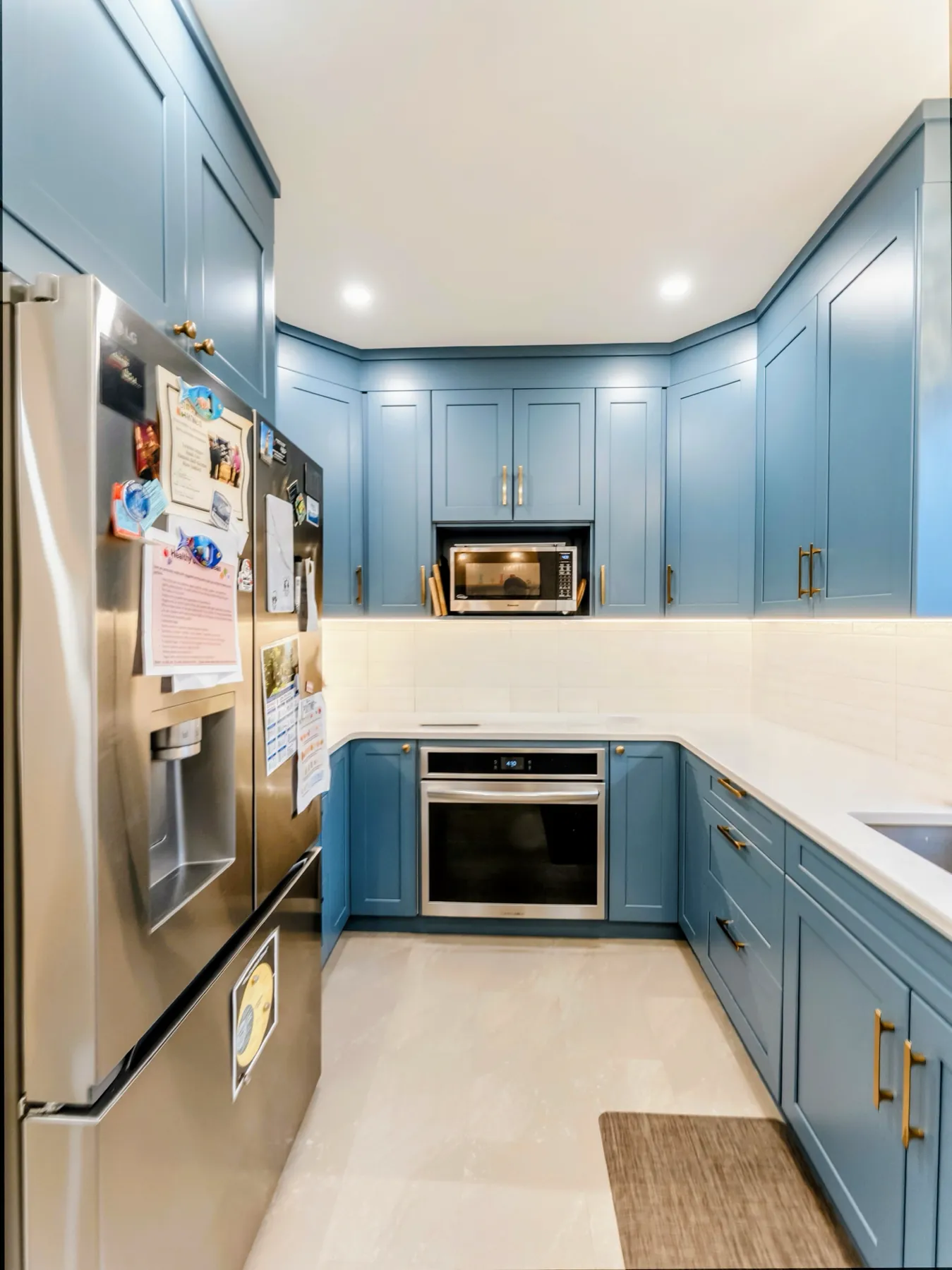 Panelled fridge and wall oven in the blue run